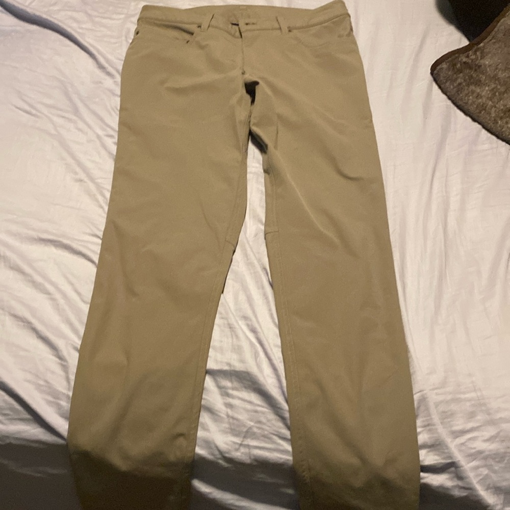 Lululemom athletic pants